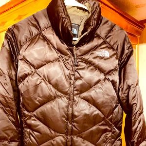 Women’s 550 North Face Puffer Jacket